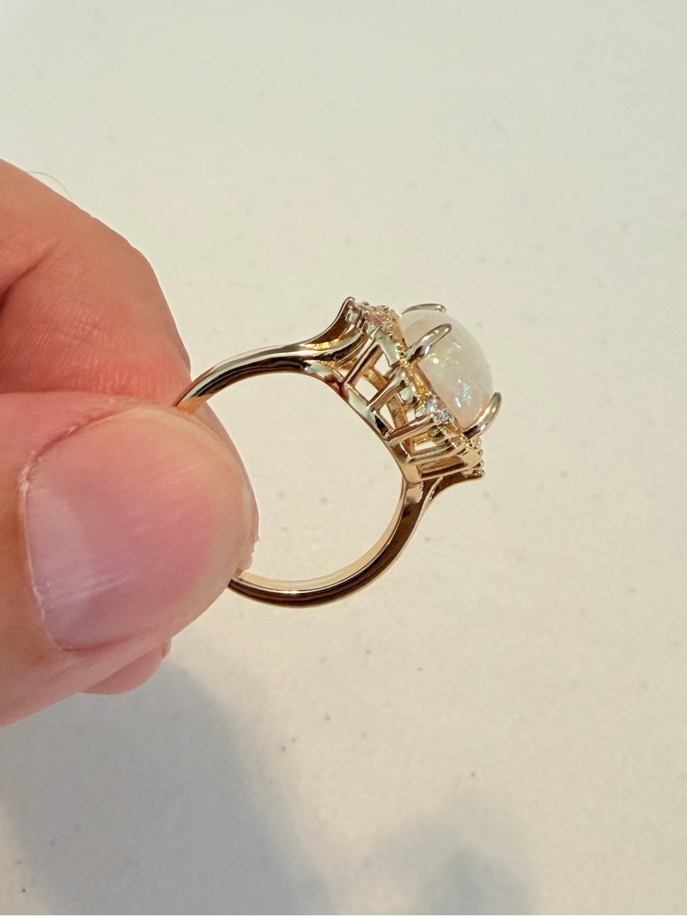 Vintage Style Oval Ring. - Picture 4 of 7